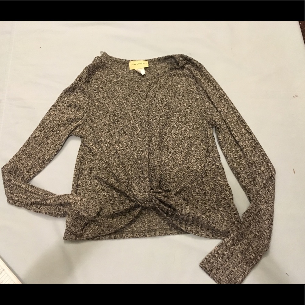 Gray crop long sleeve